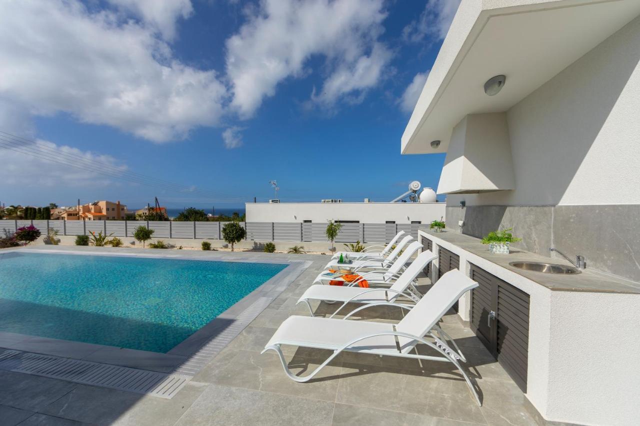 Villa Adaris, Sea Caves Peyia Пафос Екстериор снимка